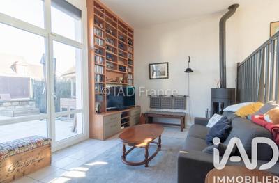 Maison - 81 m² - 5 pièces