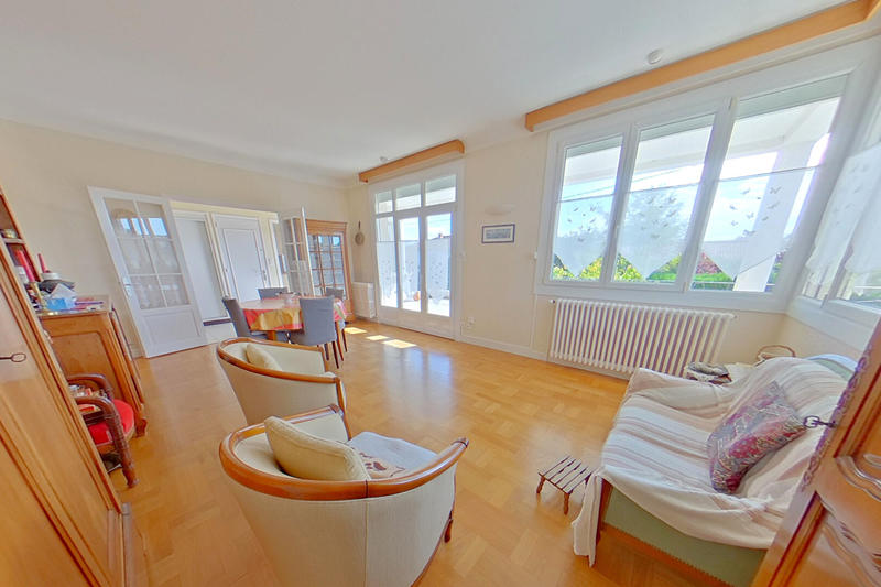 Maison - 150 m² - 7 pièces