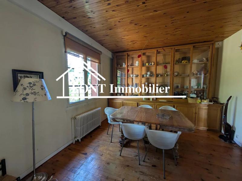 Maison - 121 m² - 6 pièces