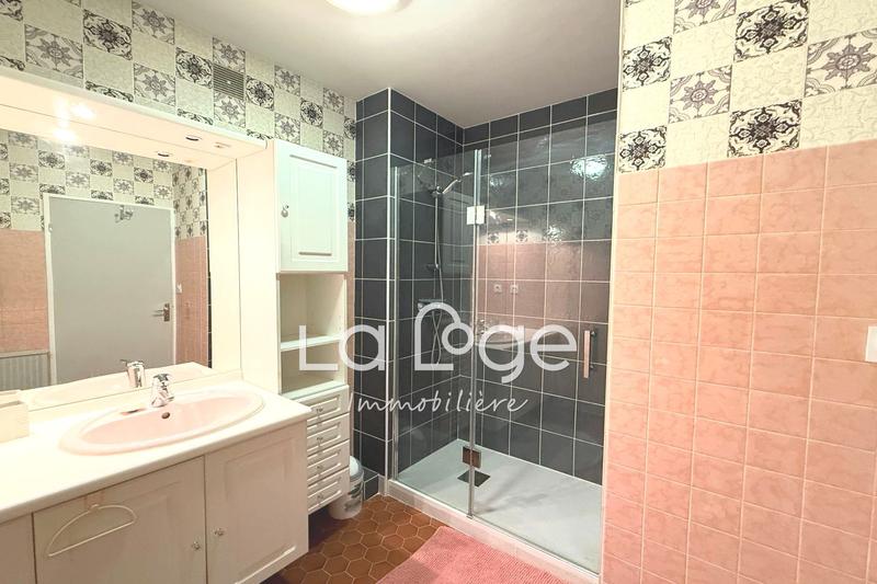 Appartement - 65 m² - 2 pièces