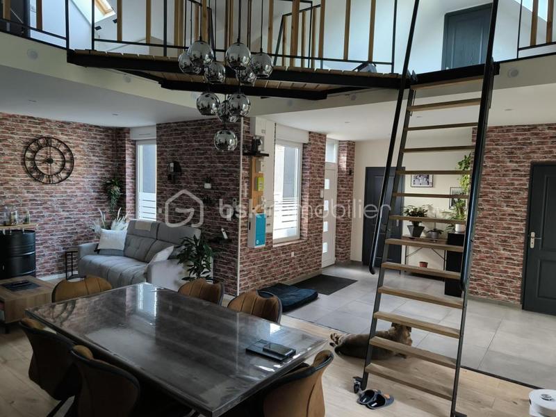 Demeure - 130 m² - 6 pièces