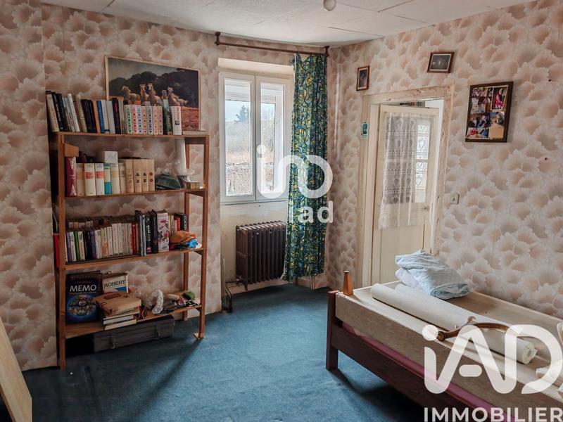 Maison - 80 m² - 5 pièces