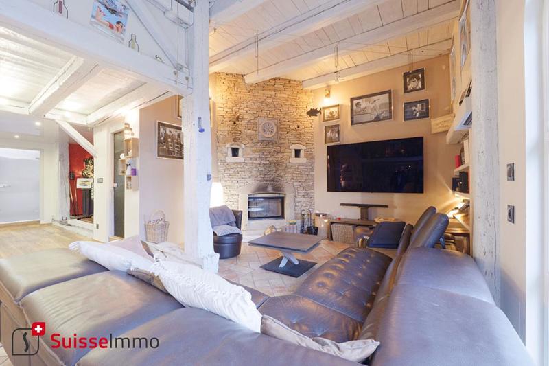 Maison - 295 m² - 10 pièces