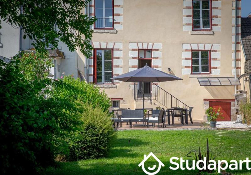 Chambre - 12 m² - 1 pièce