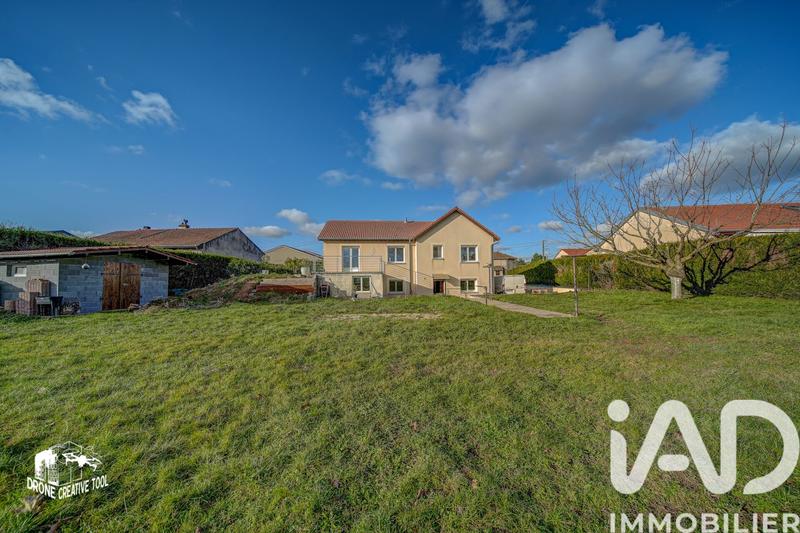 Maison - 110 m² - 5 pièces