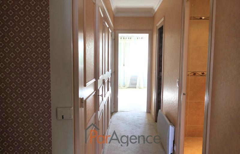 Local commercial - 146 m² - 7 pièces