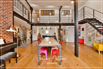 Loft - 264 m² - 11 pièces