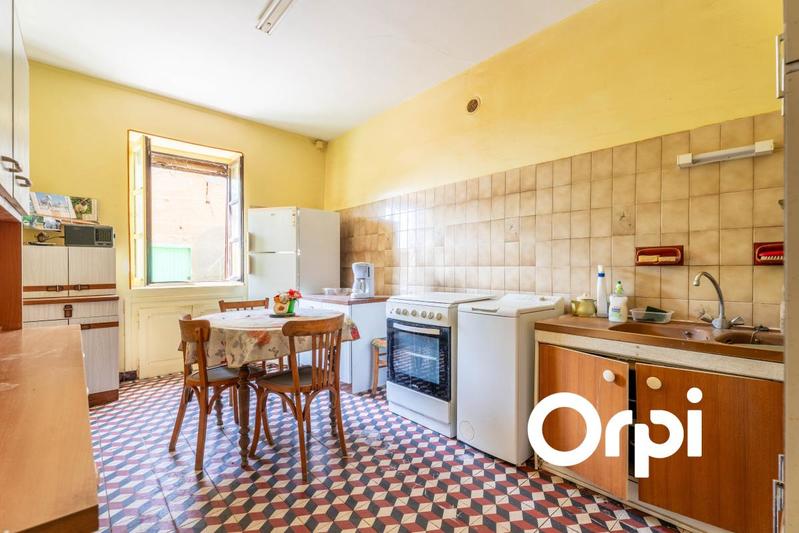 Propriété - 220 m² - 5 pièces