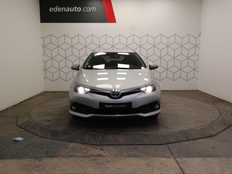 Toyota Auris Pro 116ch Turbo Design Business