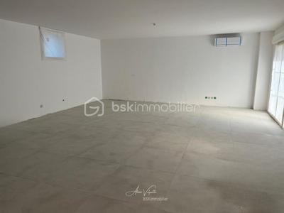 Maison - 125 m² - 4 pièces