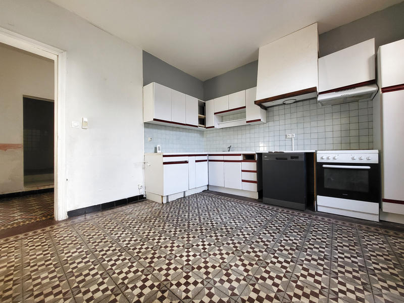 Maison - 200 m² - 7 pièces