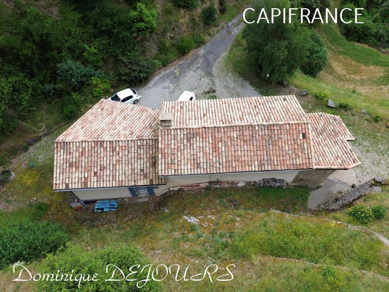 Maison - 137 m² - 4 pièces