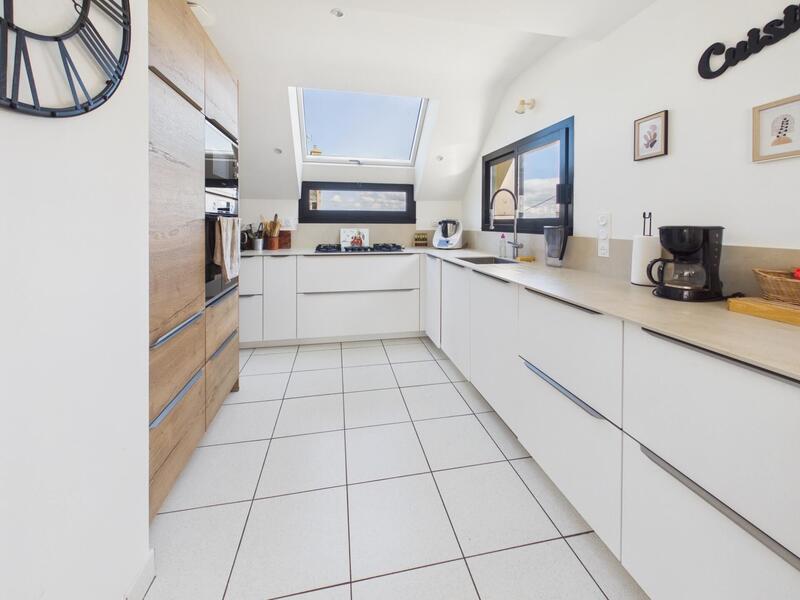 Maison - 175 m² - 6 pièces