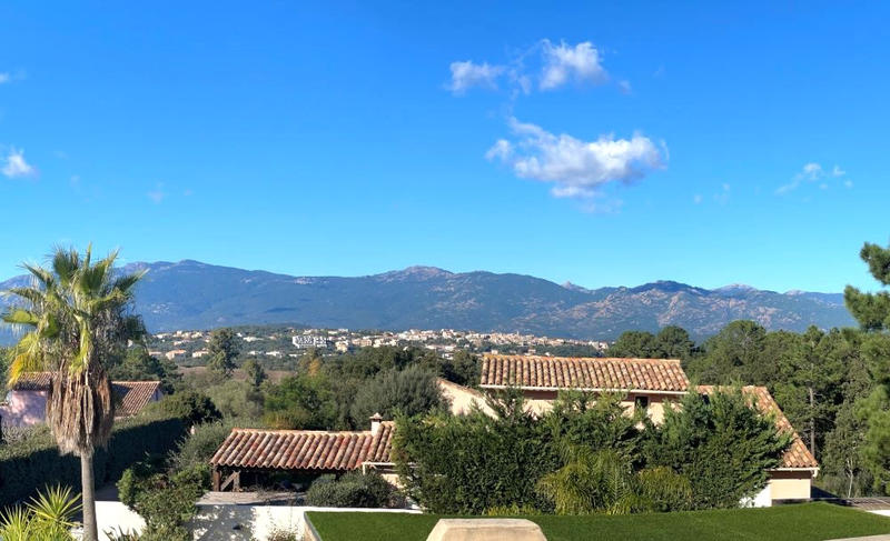 Villa - 146 m² - 5 pièces