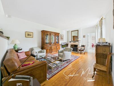 Maison - 170 m² - 7 pièces