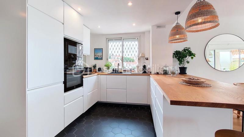 Appartement - 82 m² - 3 pièces