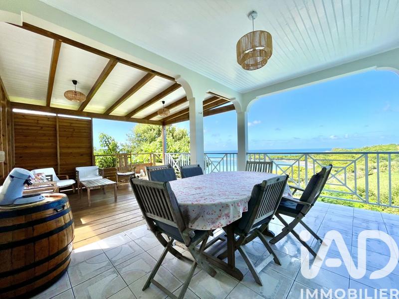 Maison - 145 m² - 6 pièces