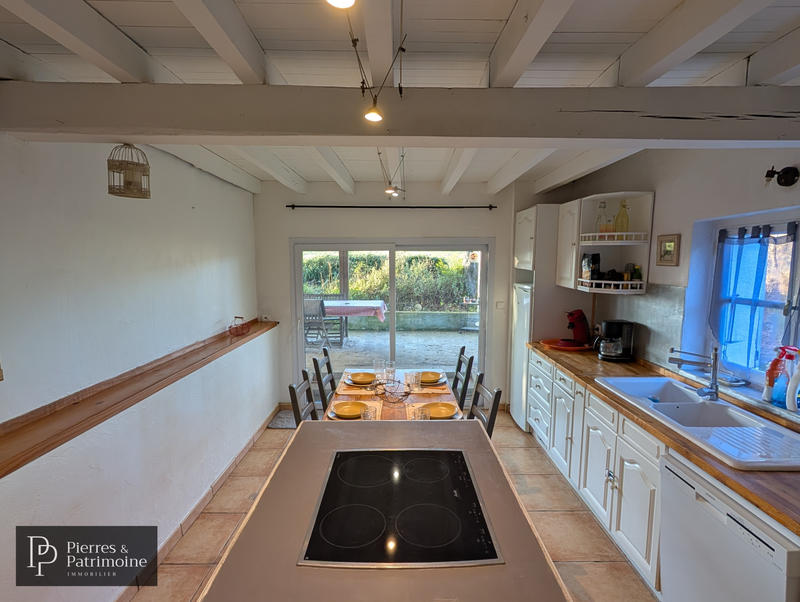 Propriété - 248 m² - 10 pièces