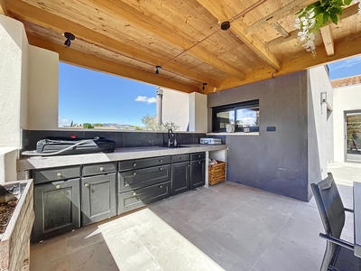 Villa - 200 m² - 8 pièces