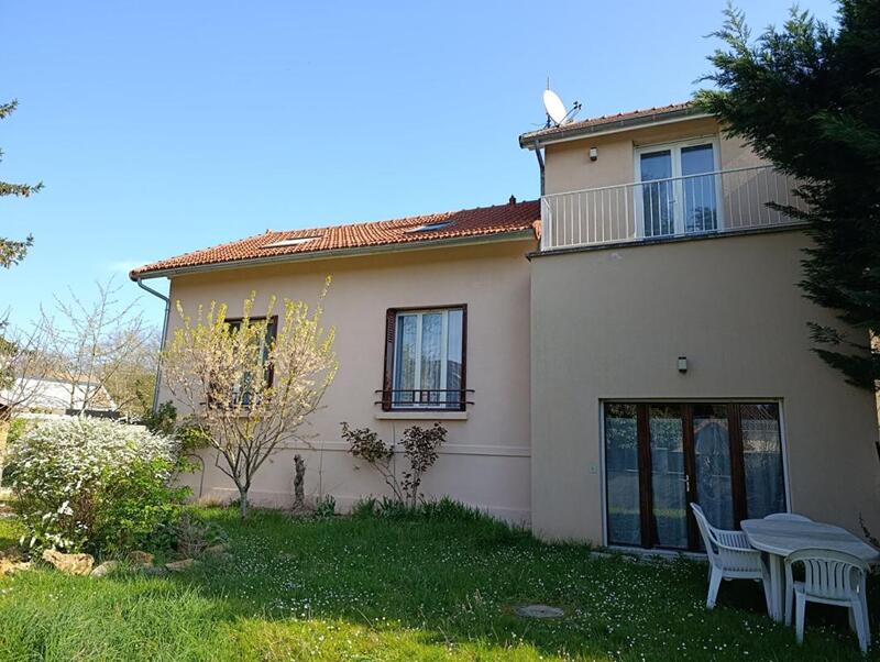 Maison - 157 m² - 7 pièces