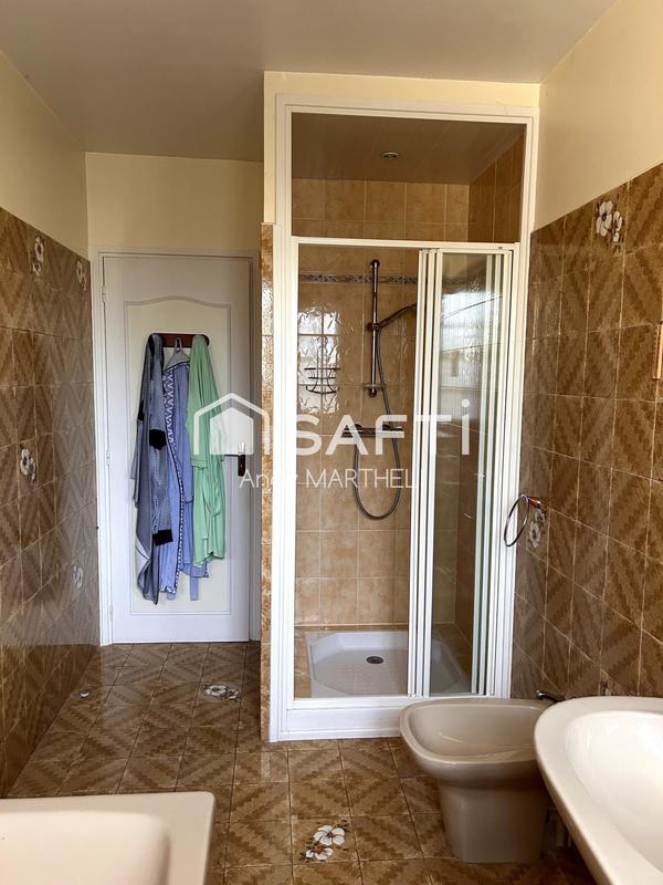 Maison - 105 m² - 4 pièces