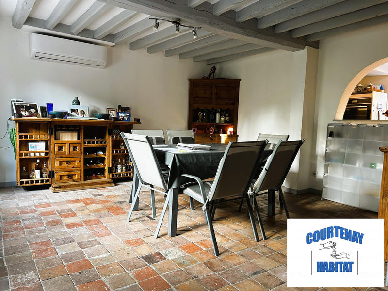 Maison traditionnelle - 145 m² - 6 pièces