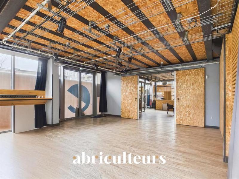 Bureau - 200 m² - 4 pièces