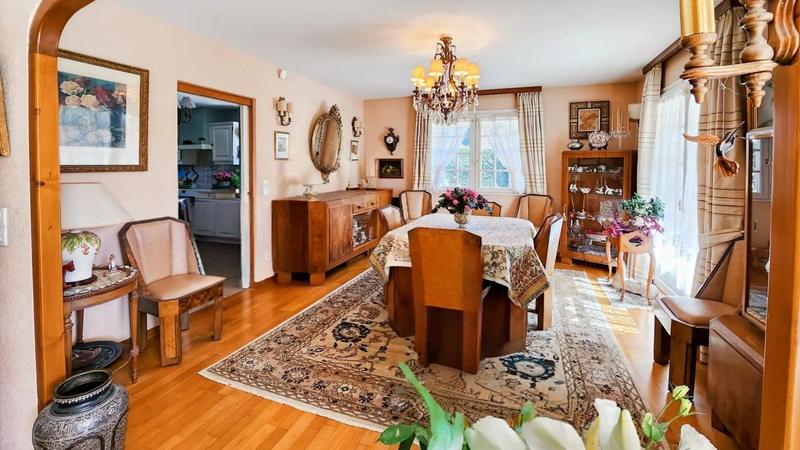 Maison d'architecte - 241 m² - 7 pièces