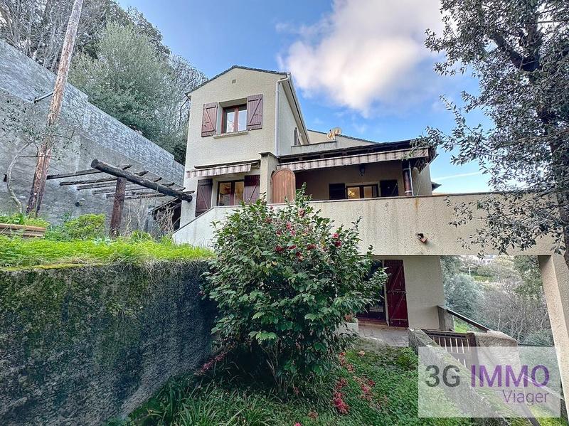 Viager - Villa - 210 m² - 6 pièces