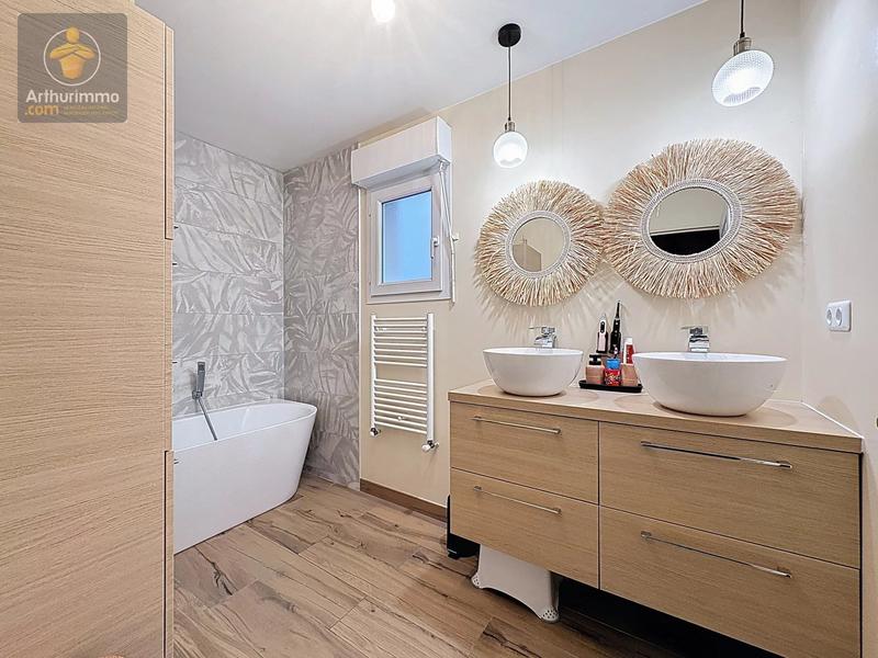 Maison - 117 m² - 6 pièces