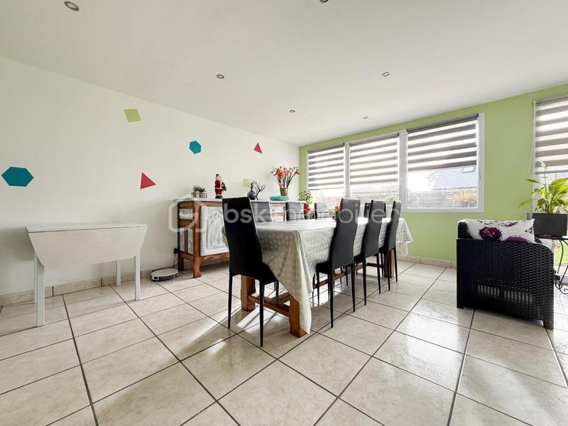 Maison - 140 m² - 6 pièces