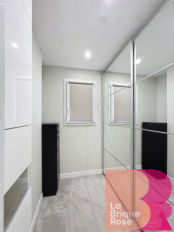 Maison - 200 m² - 9 pièces