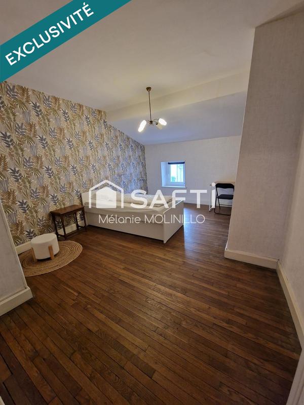 Maison - 204 m² - 12 pièces