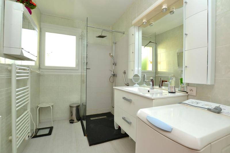 Maison - 97 m² - 4 pièces