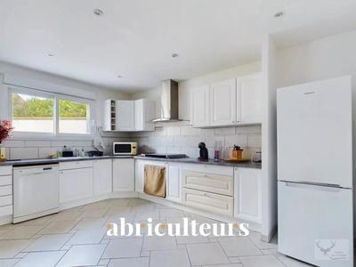 Maison - 152 m² - 6 pièces