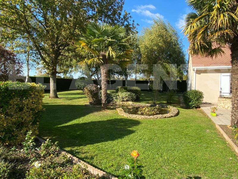 Maison traditionnelle - 154 m² - 6 pièces