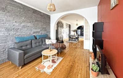 Appartement - 90 m² - 3 pièces