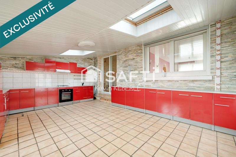 Maison - 96 m² - 6 pièces