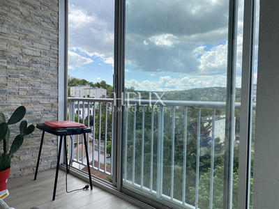 Appartement - 75 m² - 4 pièces