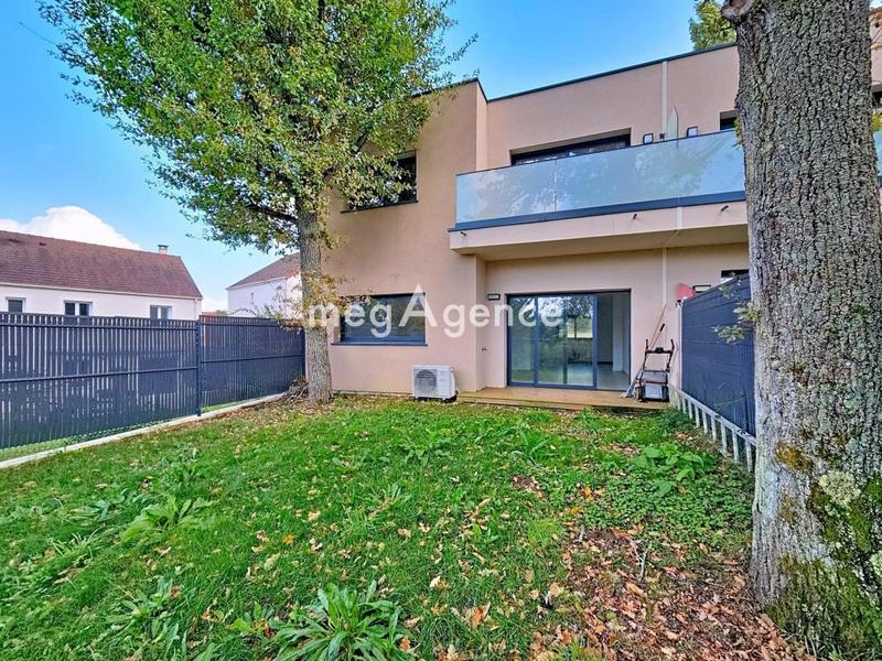 Maison - 108 m² - 5 pièces