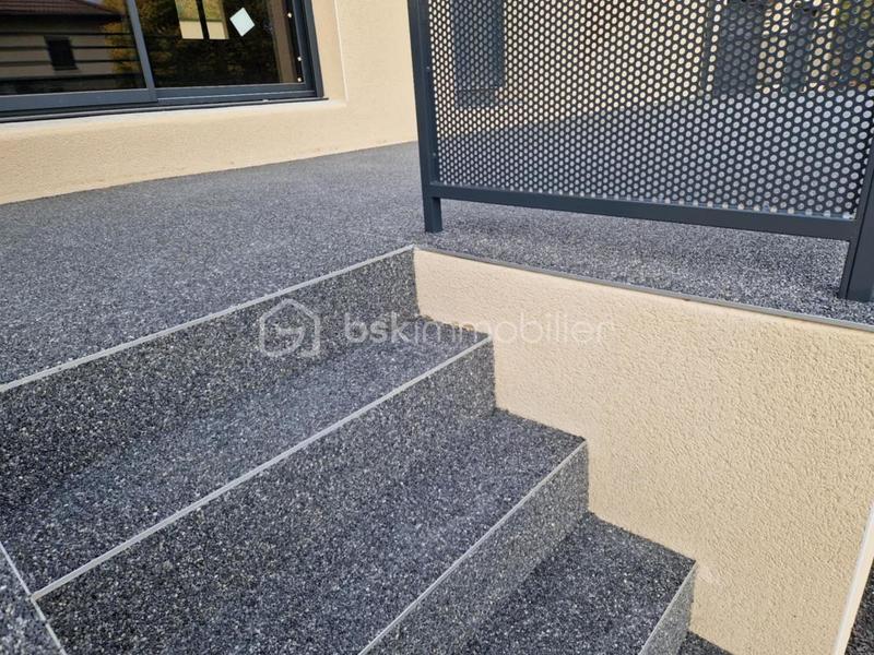 Maison - 80 m² - 1 pièce