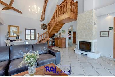 Maison - 138 m² - 5 pièces