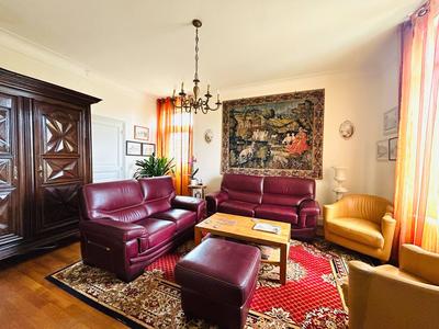 Villa - 121 m² - 6 pièces