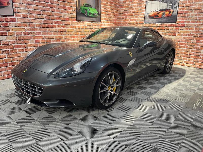 Ferrari California V8
