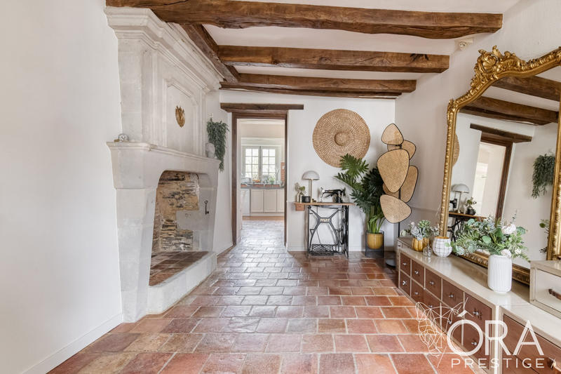 Maison ancienne - 233 m² - 8 pièces