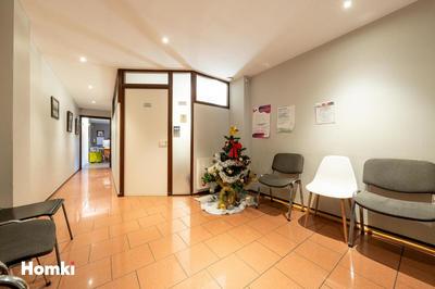 Local commercial - 69 m² - 3 pièces