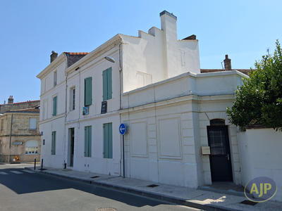 Immeuble - 11 pièces