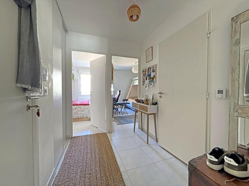 Appartement - 64 m² - 3 pièces