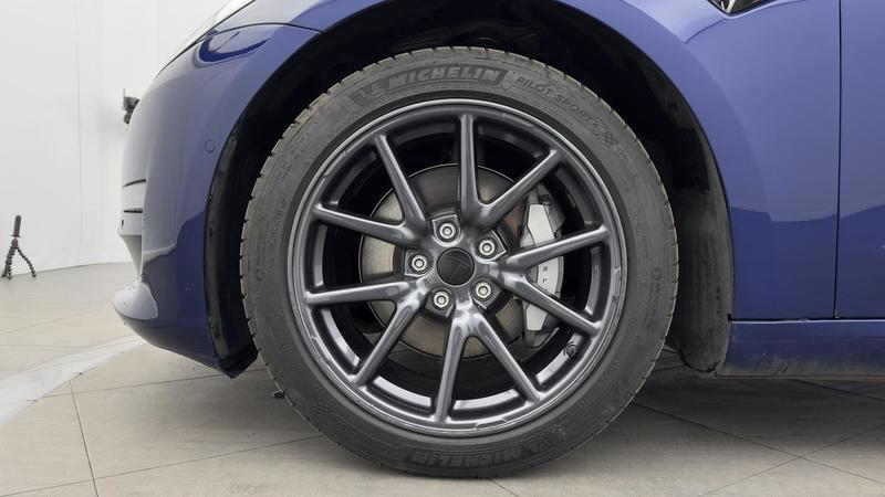 Tesla Model 3 Long Range Dual Motor Awd