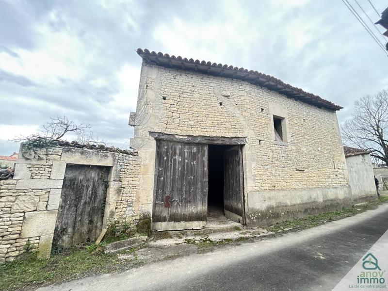 Maison de village - 95 m² - 1 pièce